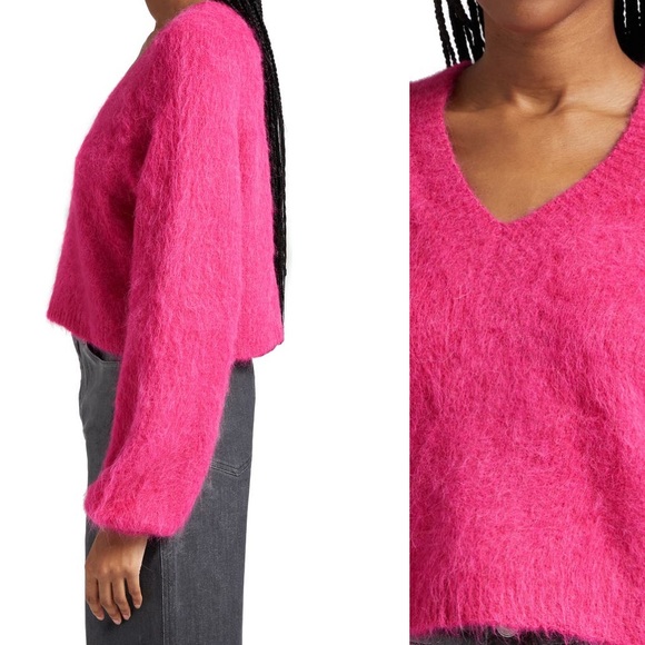 Fuzzy Alpaca V neck sweater - Picture 5 of 6